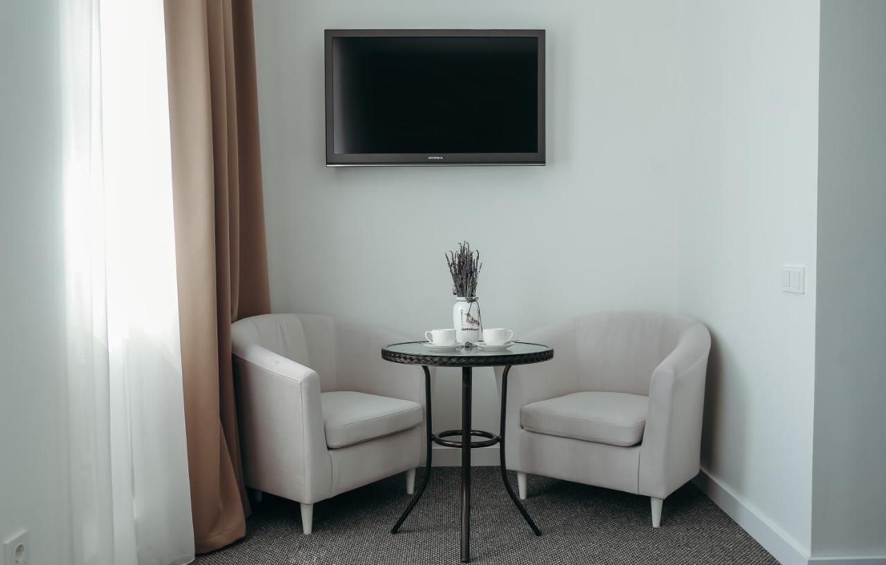 7 Boutique Hotel Ustʼ-Kamenogorsk Exteriér fotografie